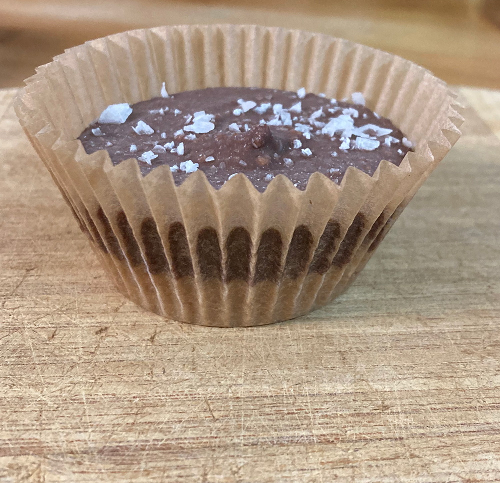 Macadamia Maca Mulberry Cups with cacao and Maca powder