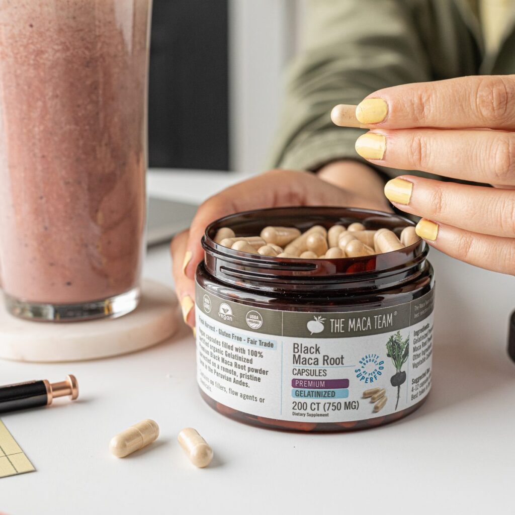 Organic Peruvian maca capsules in different colors and preparations