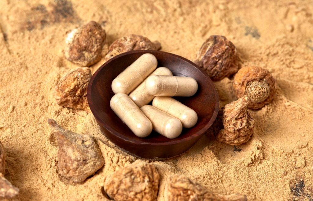 Maca capsules compared with loose maca powder