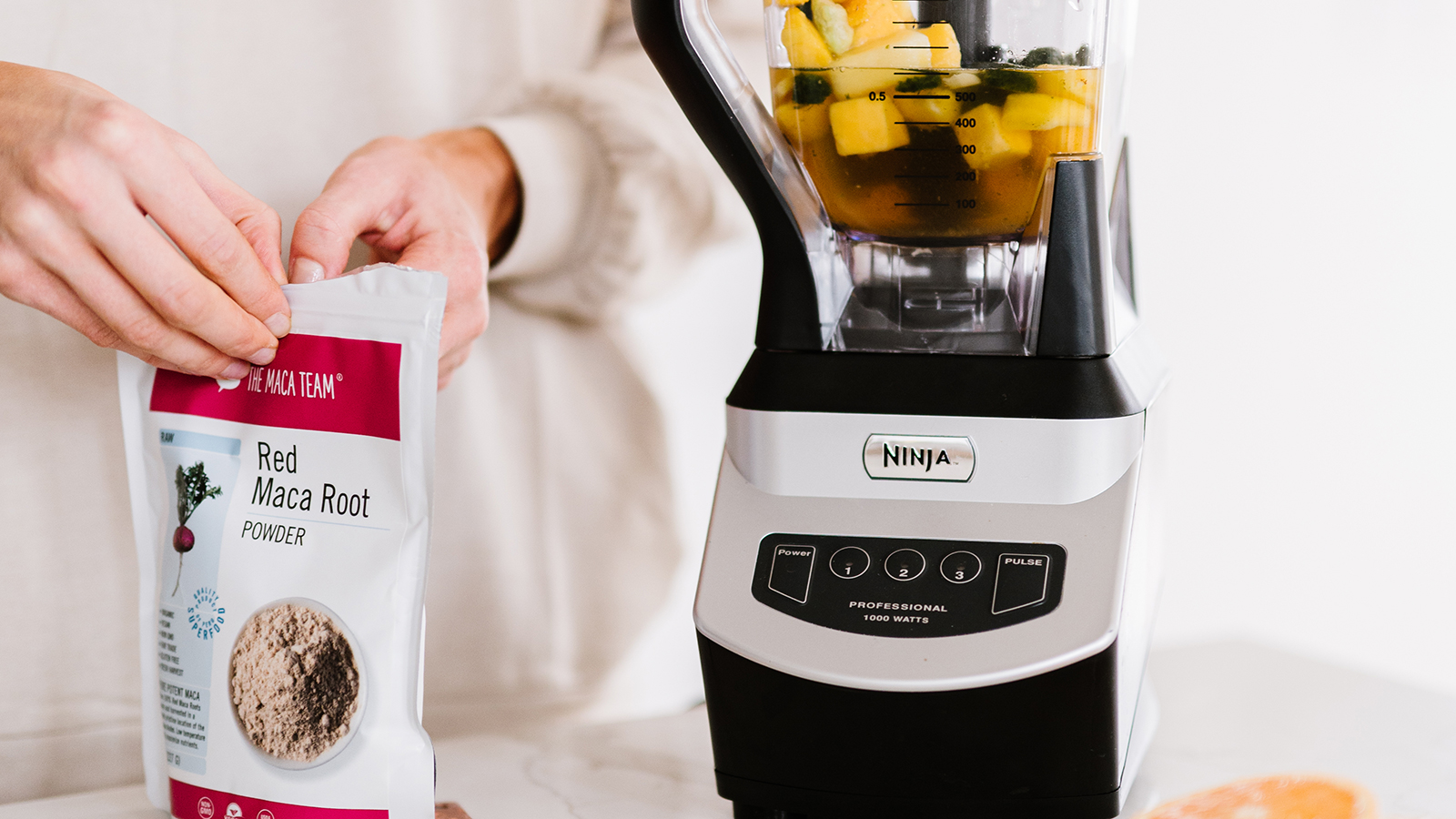 Maca powder and natural foods supporting metabolic health
