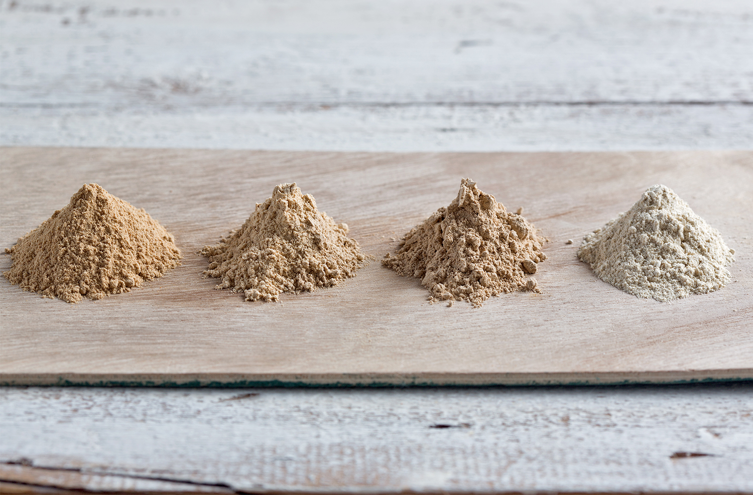 Maca powder in yellow red black and Tri-Color varieties